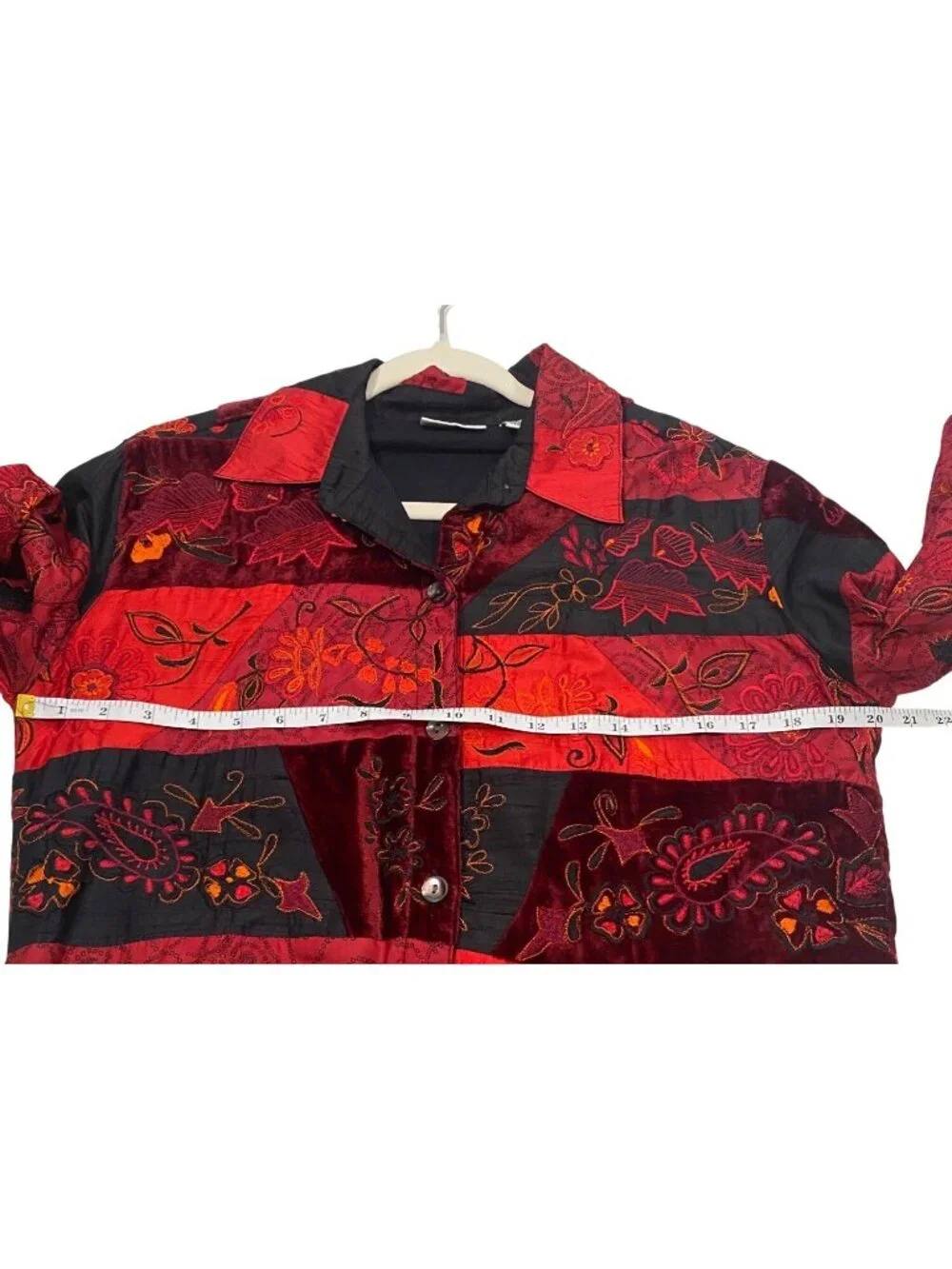 Chicos Design Patchwork Velvet Silk Embroidered Jacket Red & Black Chico’s M